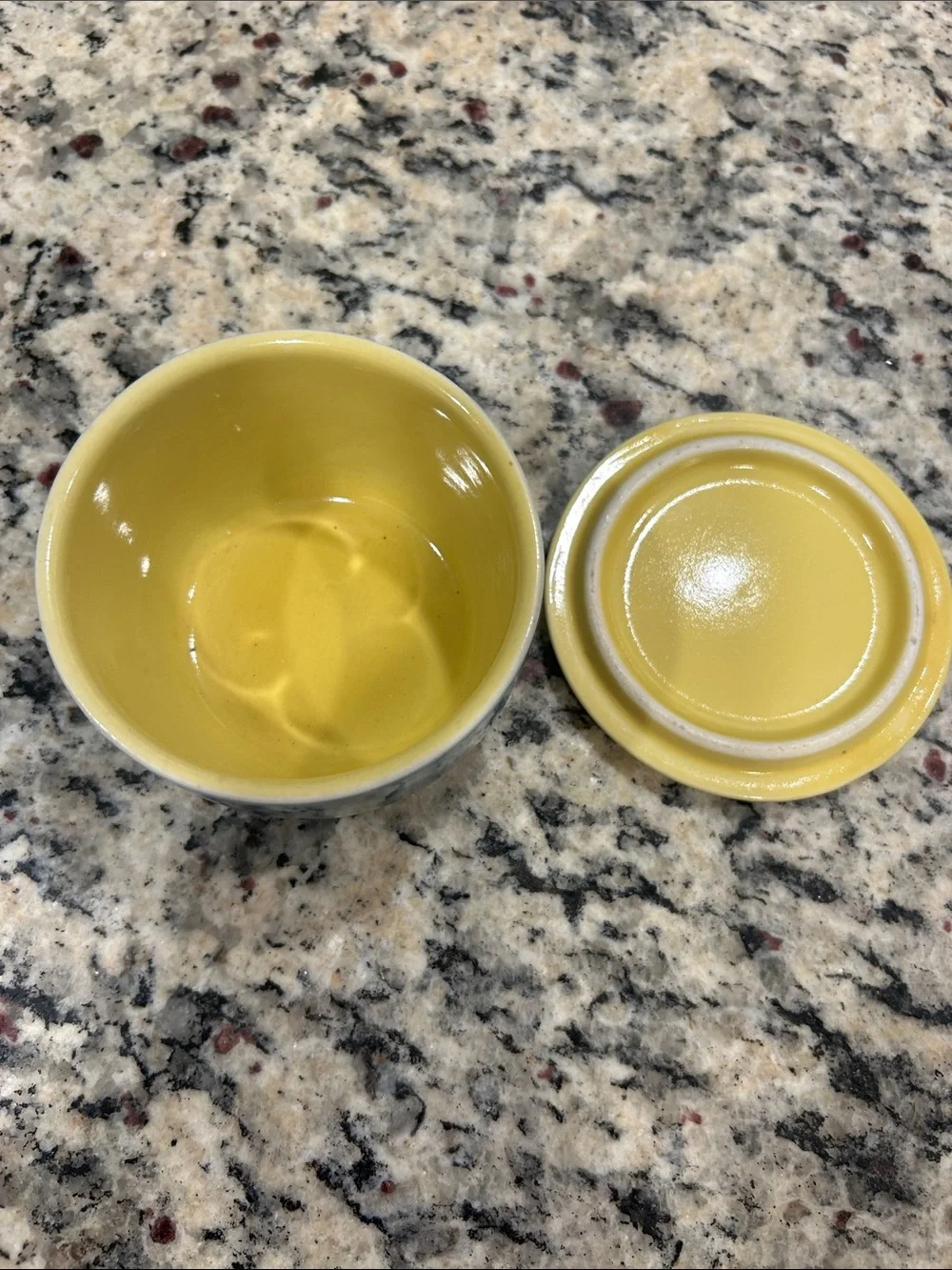 Vintage 1940s Hall General Electric yellow Refrigerator Jar Covered Dish w/ Lid